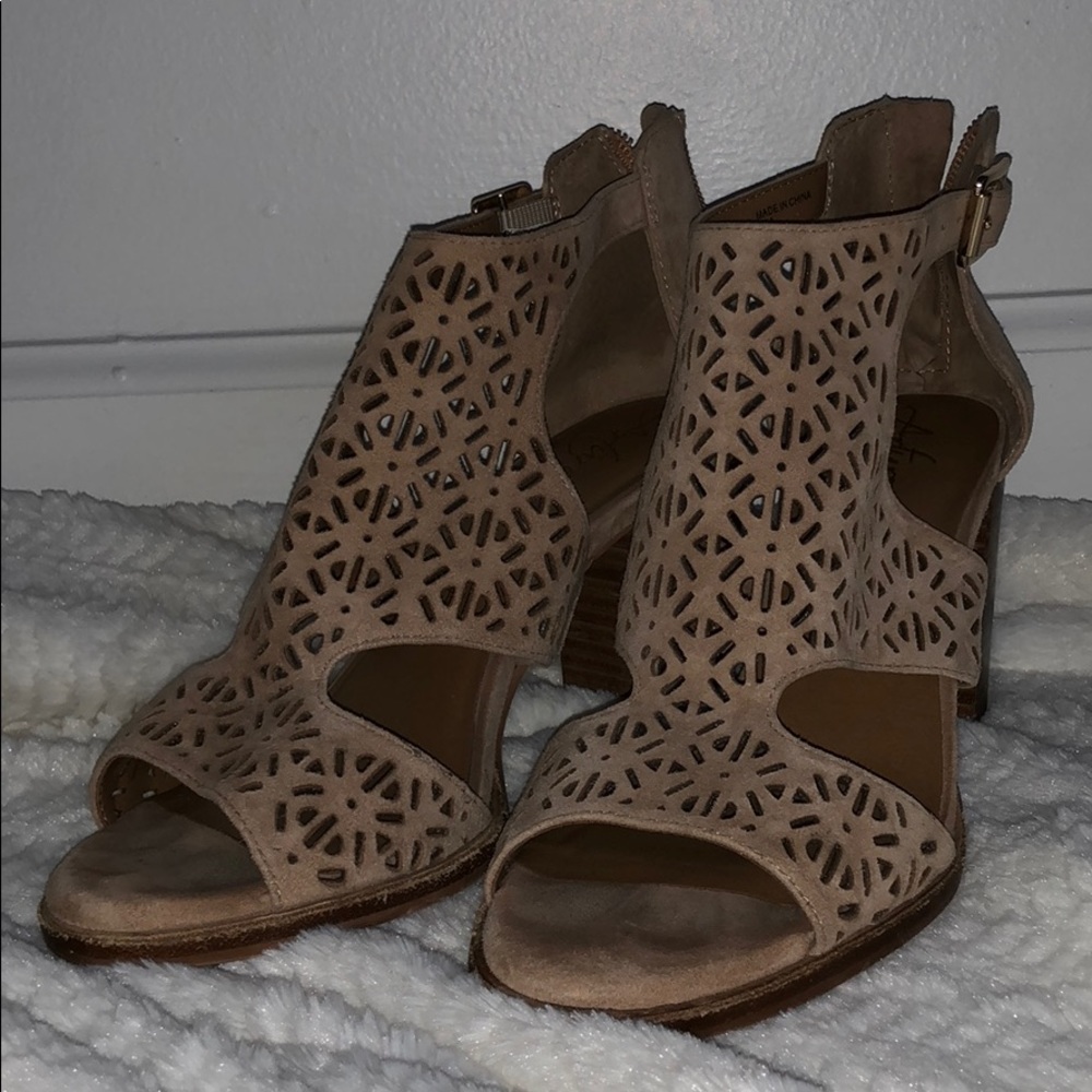 Nude heels